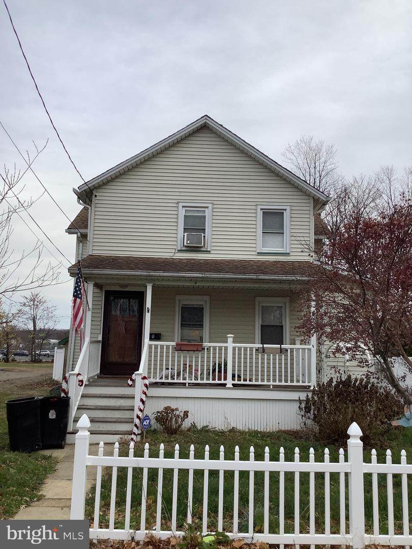 8 Willow Street - Photo 1