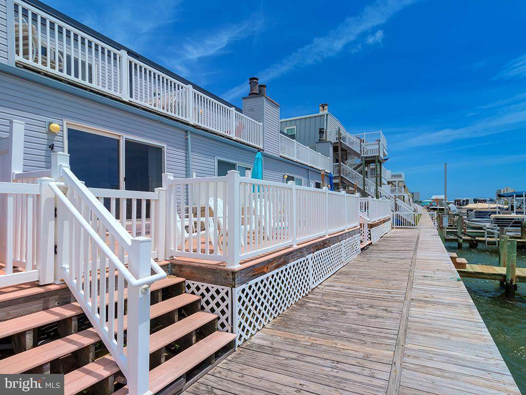 719 Rusty Anchor Road - Photo 1
