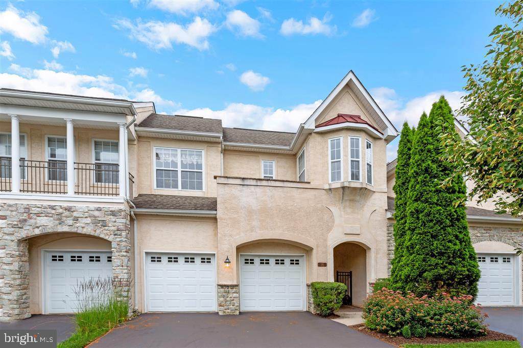 16 Oak Leaf Lane - Photo 1