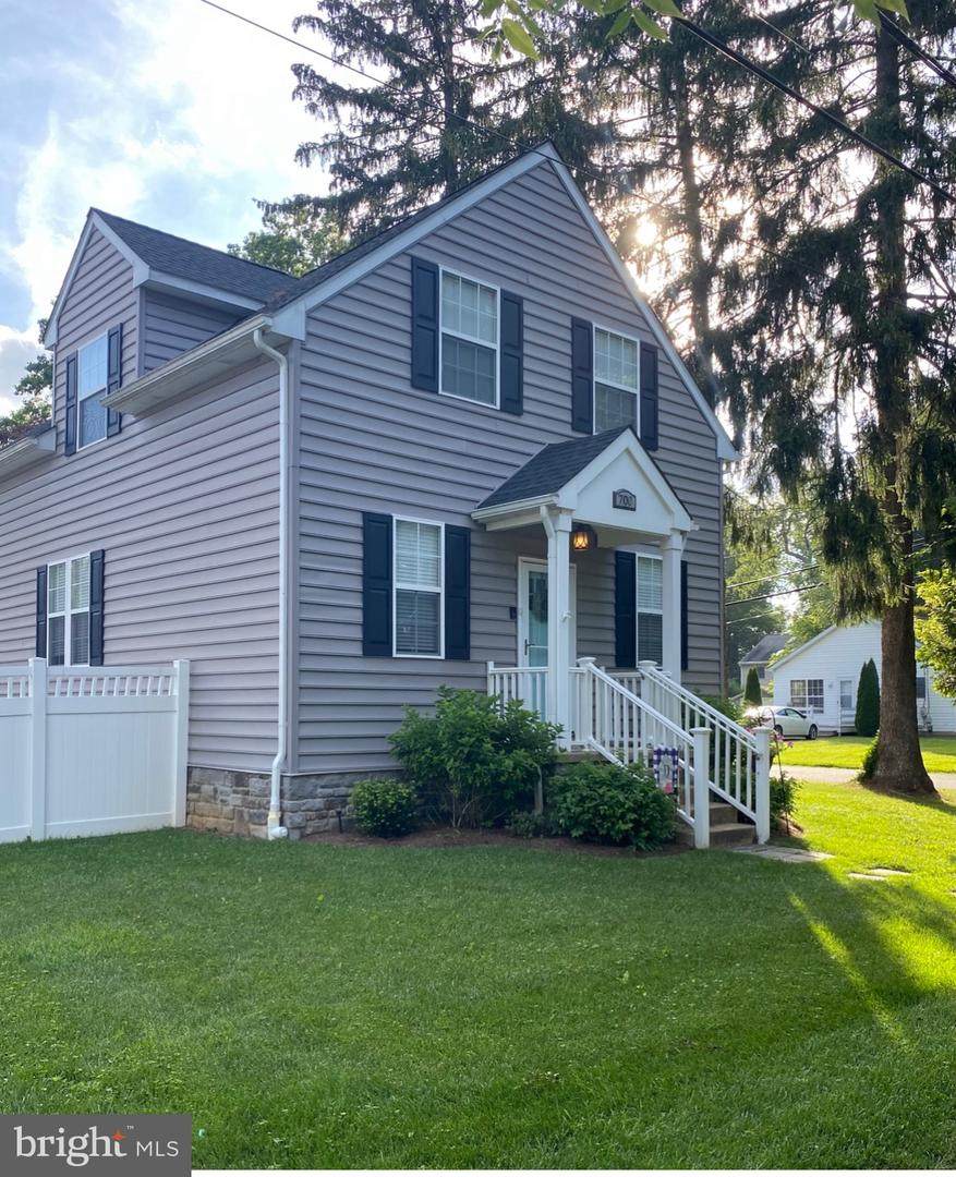 700 Farview Avenue - Photo 1