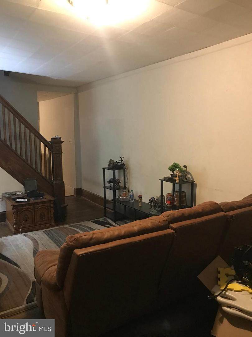 240 Grand Avenue - Photo 1