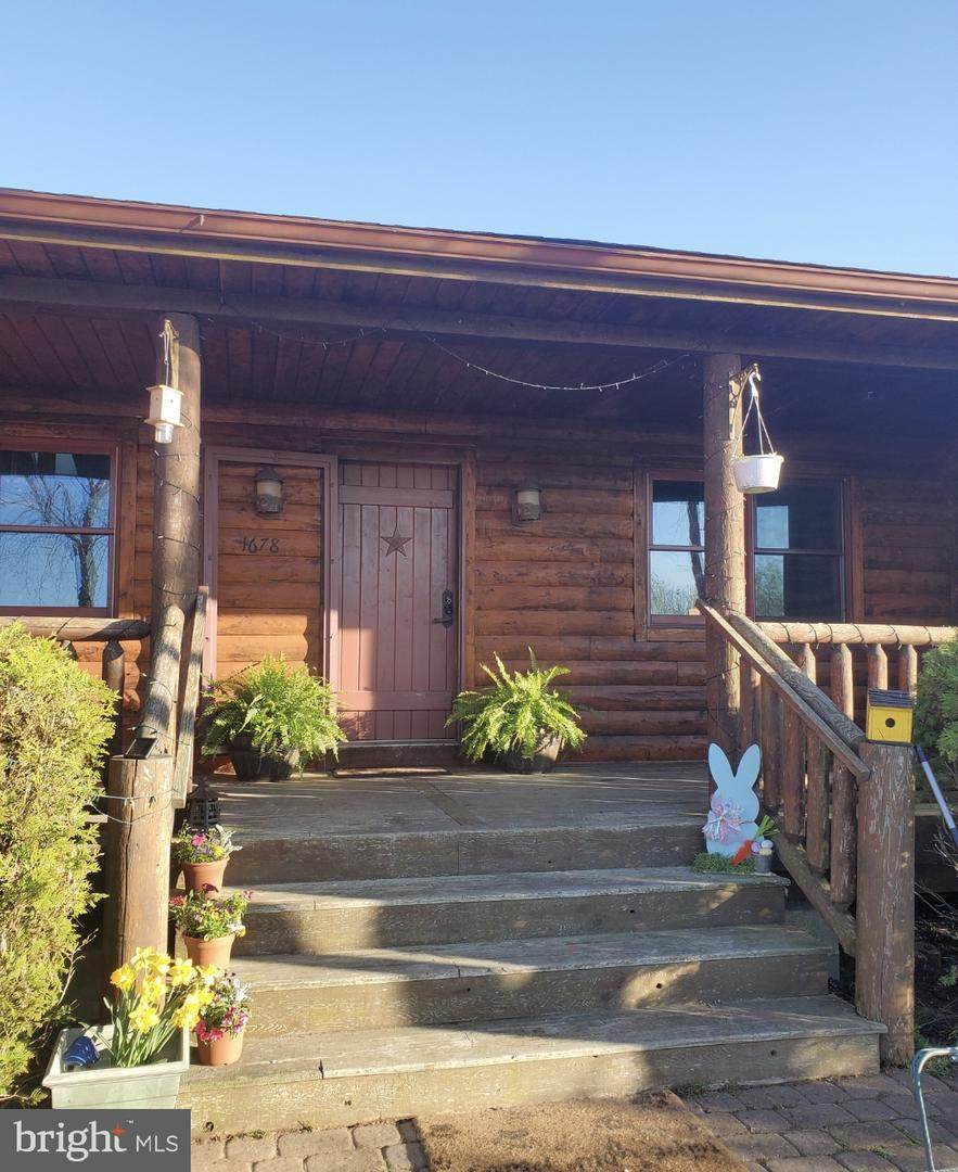 1678 Conrad Avenue - Photo 1