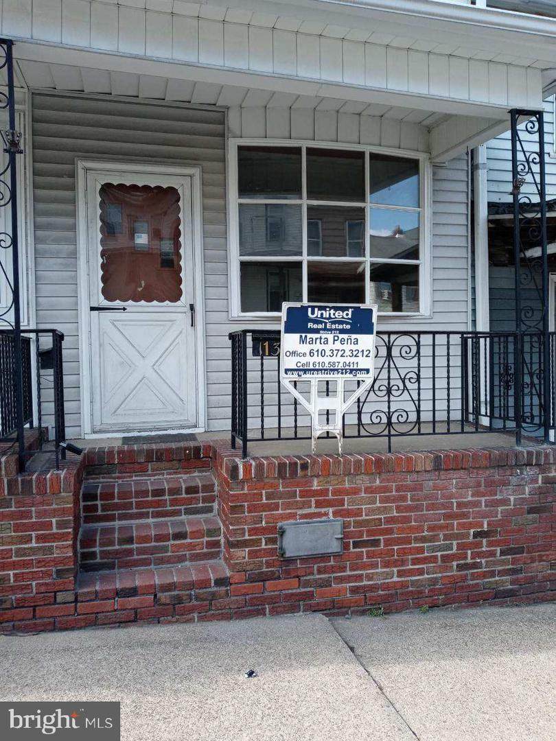 1137 Walnut Street - Photo 1