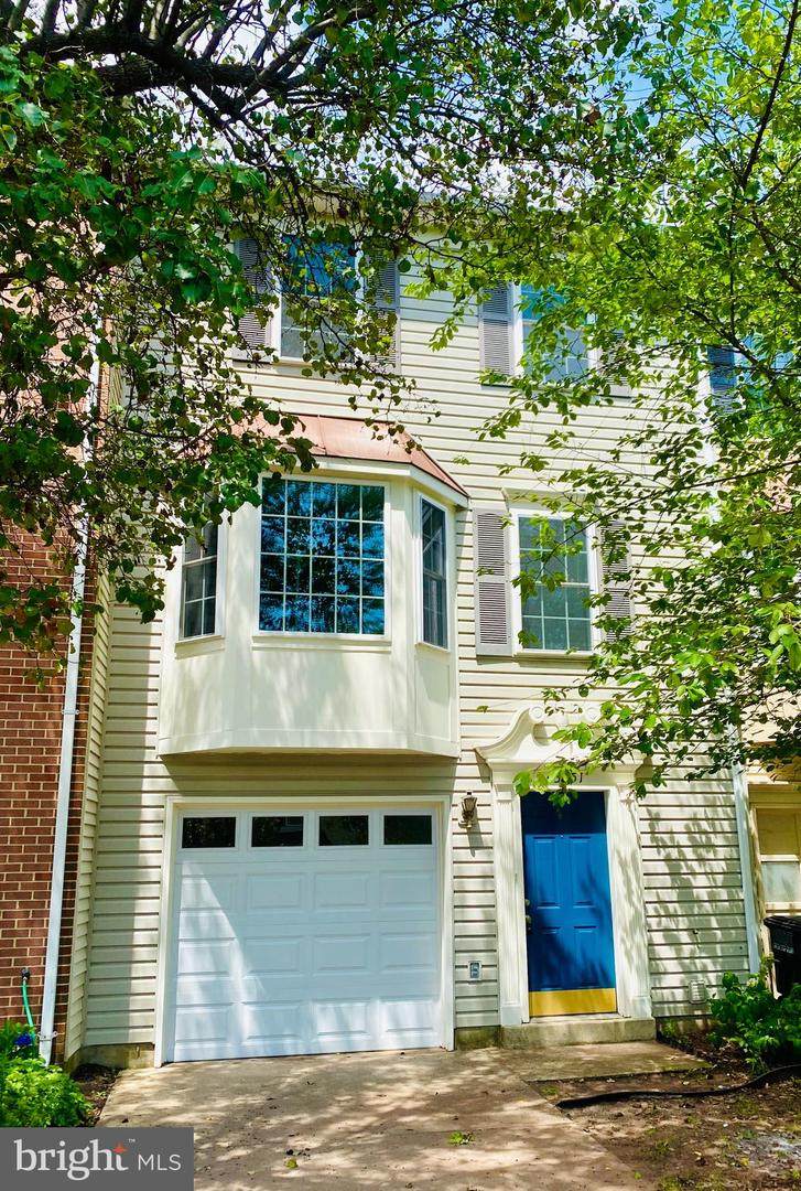 43551 Blacksmith Square - Photo 1
