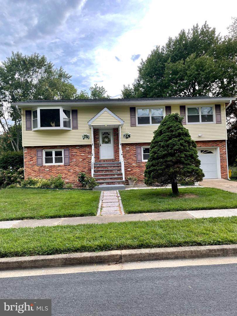 1422 Gilbert Road - Photo 1