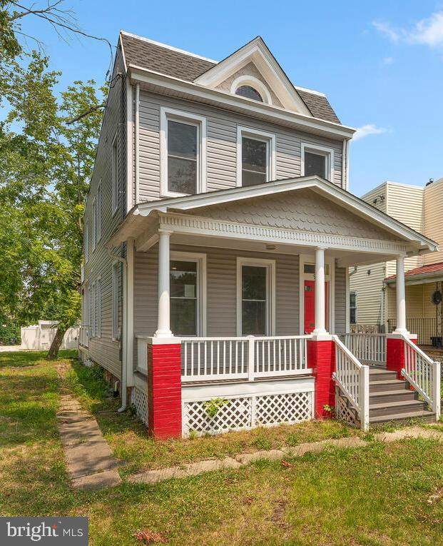 910 Savannah Street - Photo 1