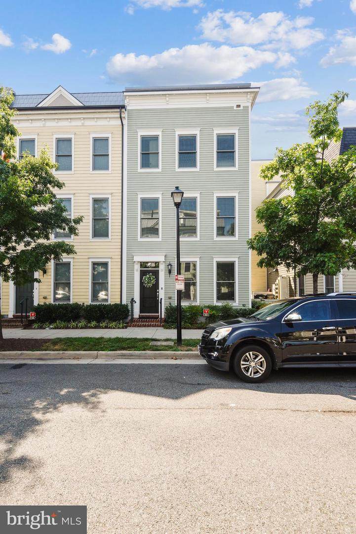 934 Alfred Street - Photo 1