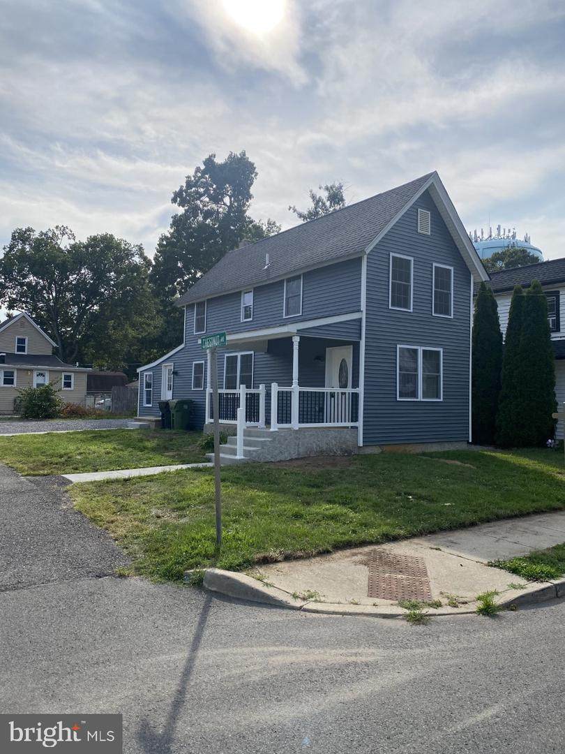 354 Boulevard Avenue - Photo 1