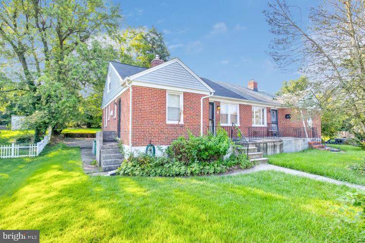5003 Plymouth Road - Photo 1