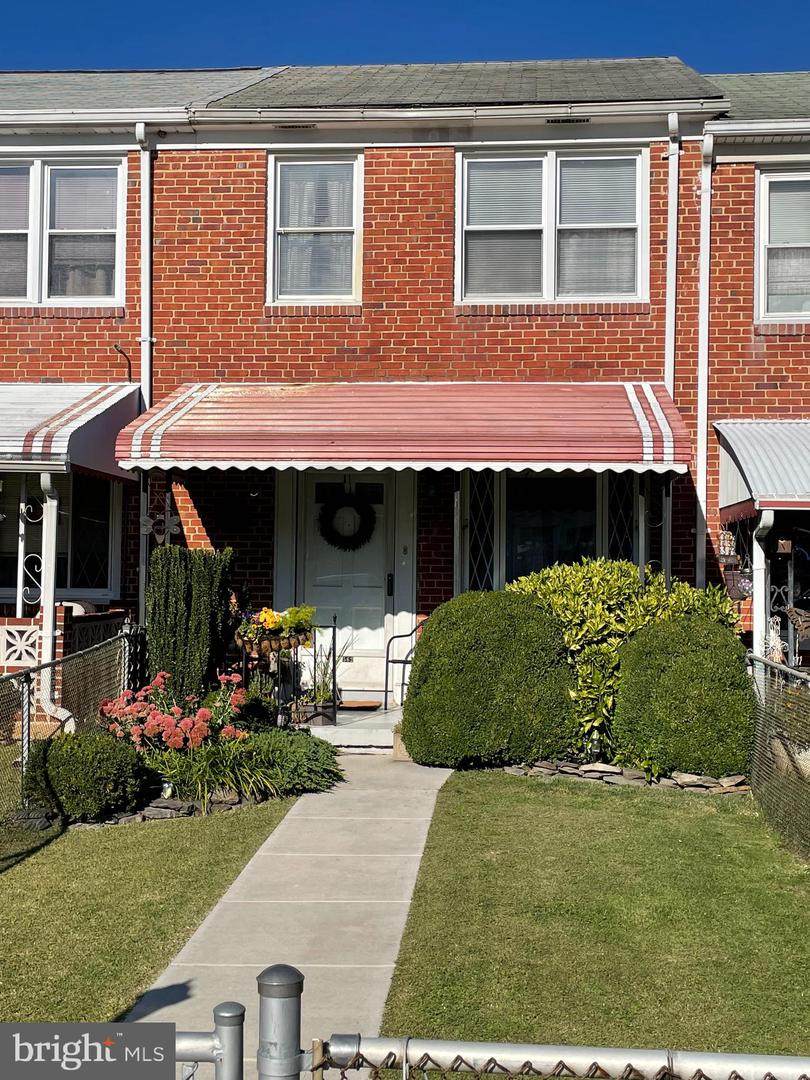 562 Chalcot Square - Photo 1