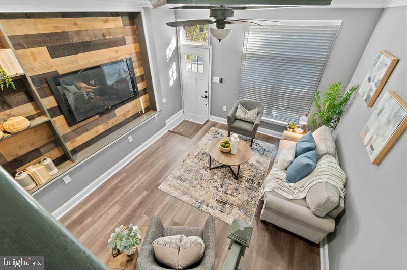 3248 Leverton Avenue - Photo 1