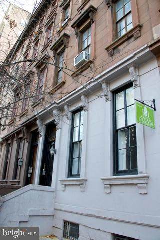 1530 Pine Street - Photo 1