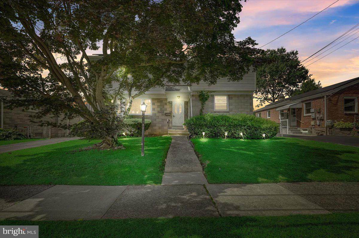 707 Mitchell Avenue - Photo 1