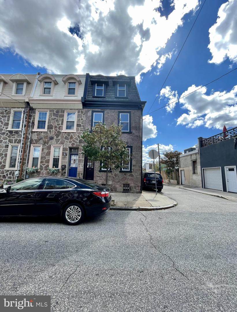 2509 Cedar Street - Photo 1