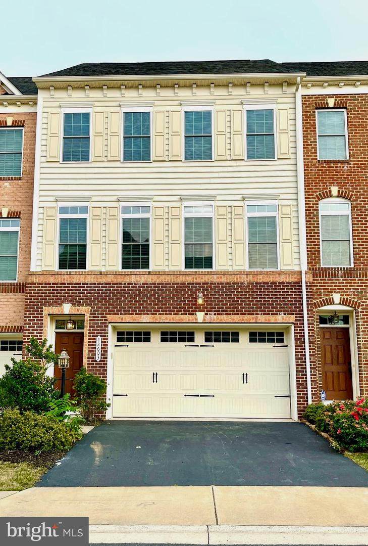 42603 Offenham Terrace - Photo 1