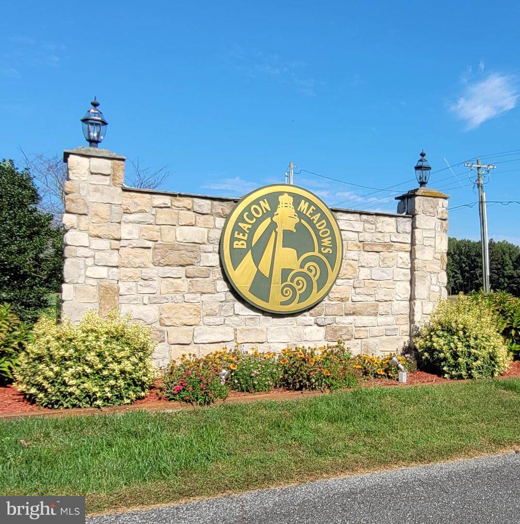 14 Beacon Circle - Photo 1