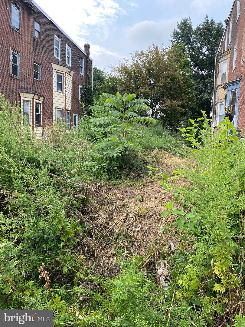 1818 Erie Avenue - Photo 1