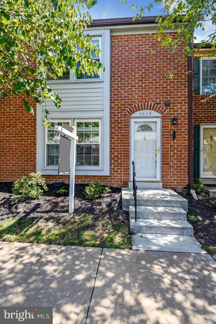 5659 Independence Circle - Photo 1