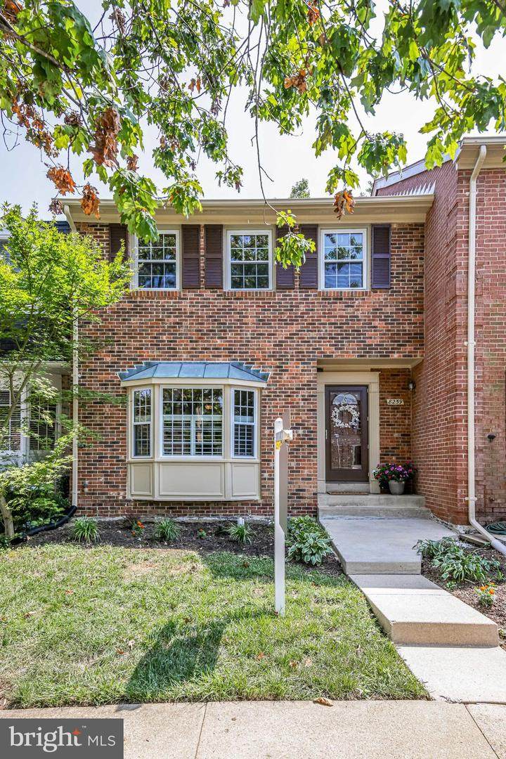 8259 Clifton Farm Court - Photo 1