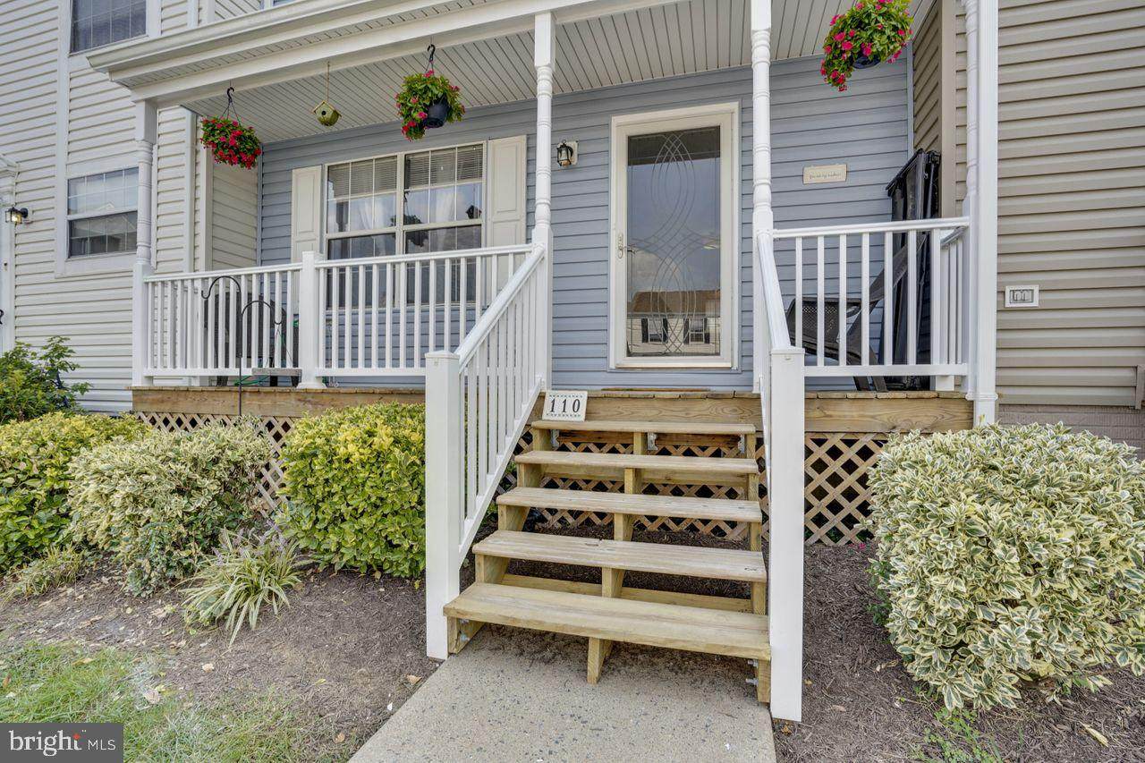 110 Picadilly Lane - Photo 1