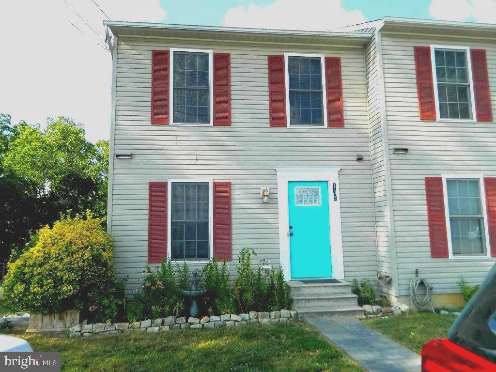 132 Strasburg Road - Photo 1