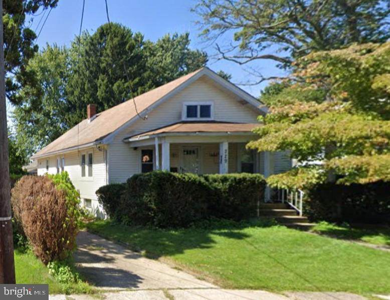 729 Puritan Avenue - Photo 1