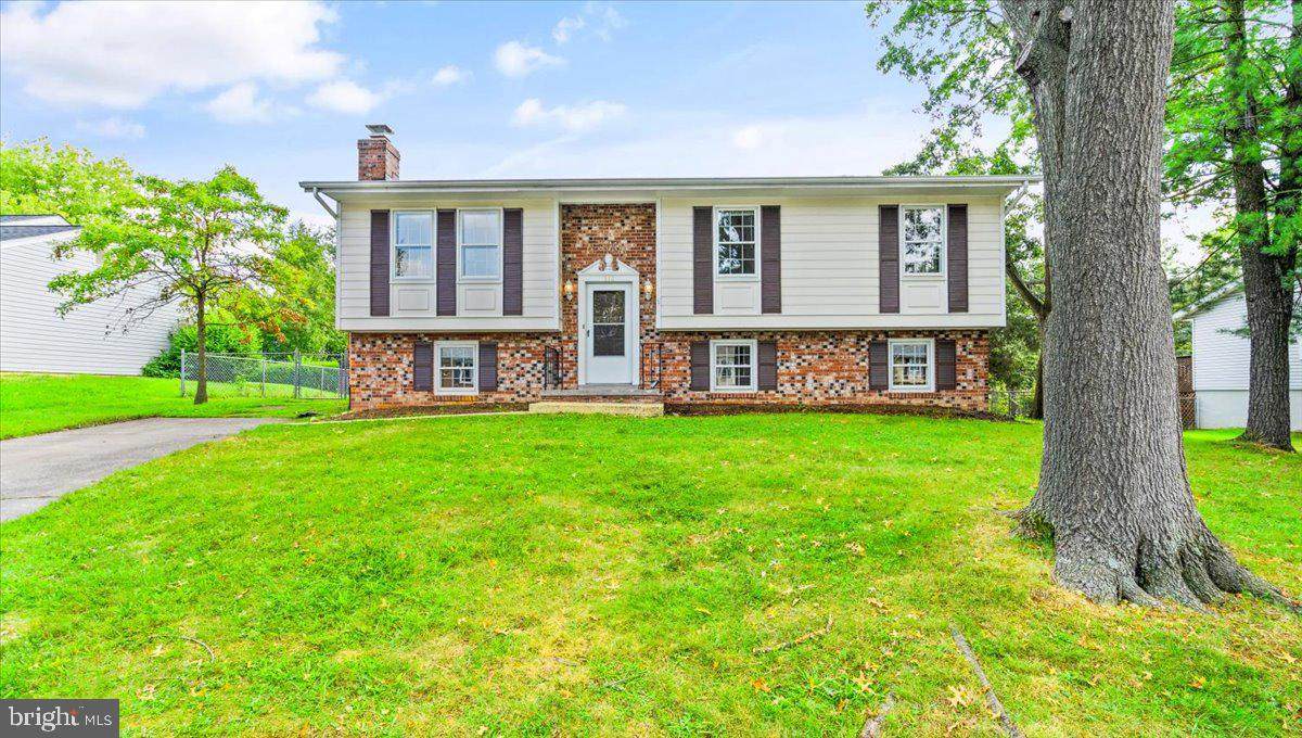510 Valley View Avenue - Photo 1