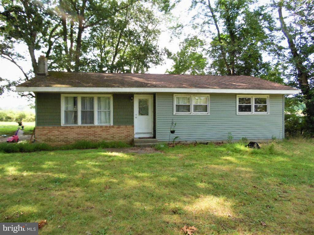 1115 Malaga Road - Photo 1