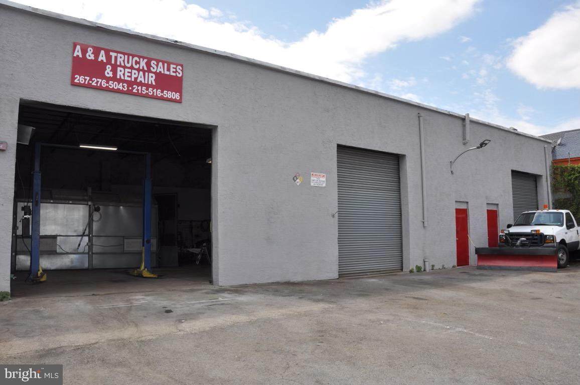 2180 Margaret Street - Photo 1