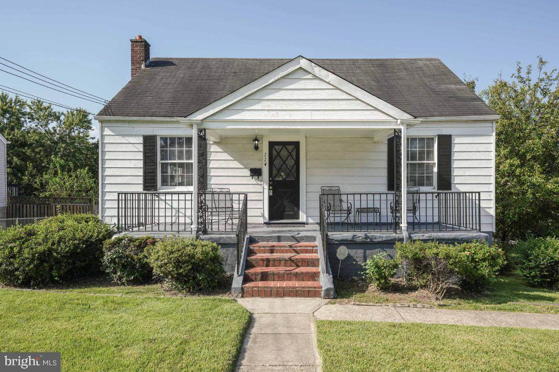 114 Iroquois Way - Photo 1