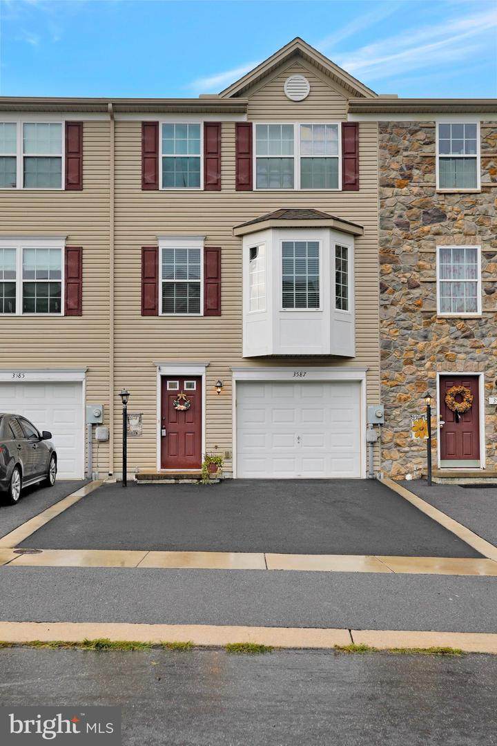3587 Maplewood Court - Photo 1