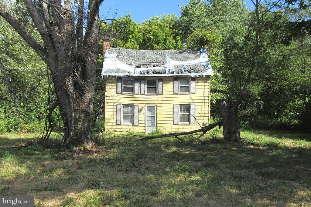 895 Hudson Road - Photo 1