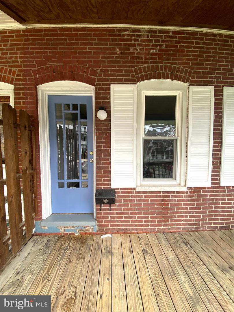 104 5TH Avenue - Photo 1