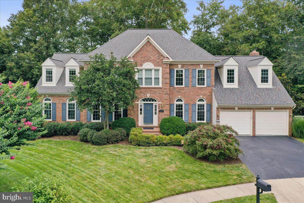 20420 Swan Creek Court - Photo 1