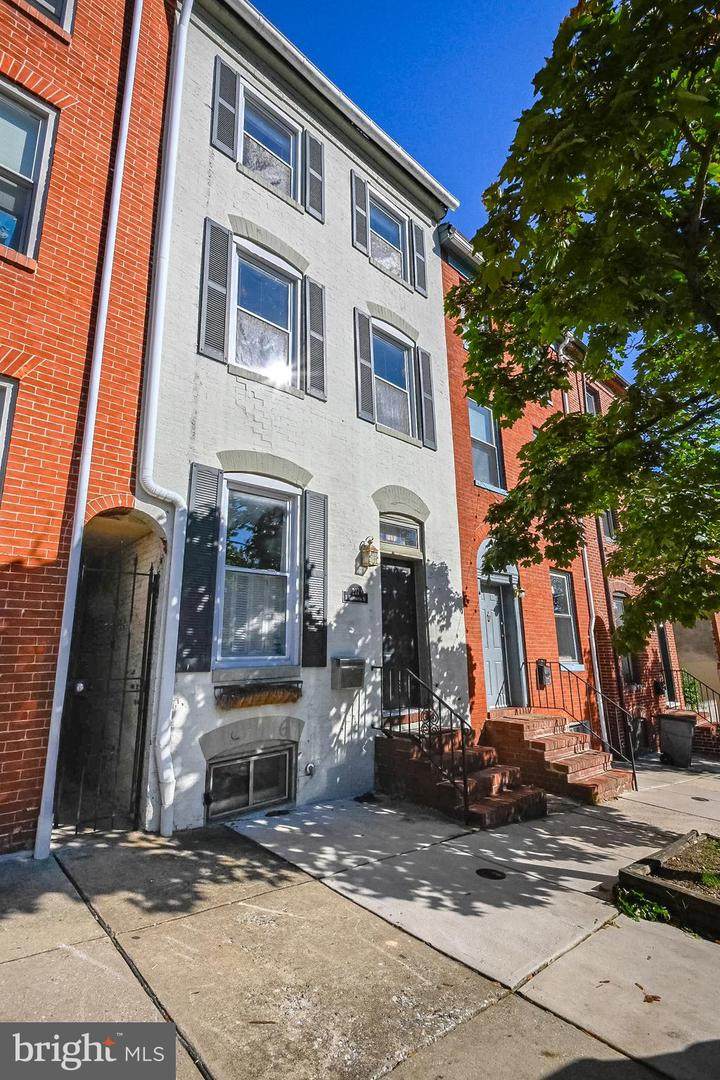 217 Washington Street - Photo 1