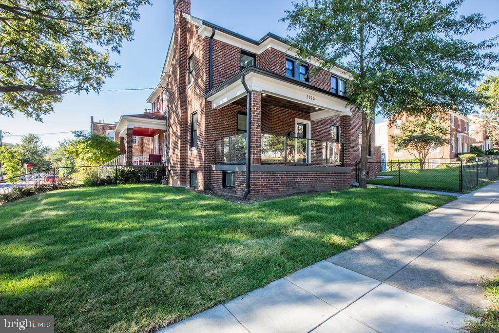 1125 Urell Place - Photo 1