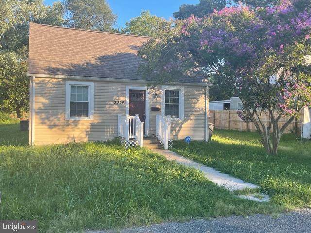 3206 Maygreen Avenue - Photo 1