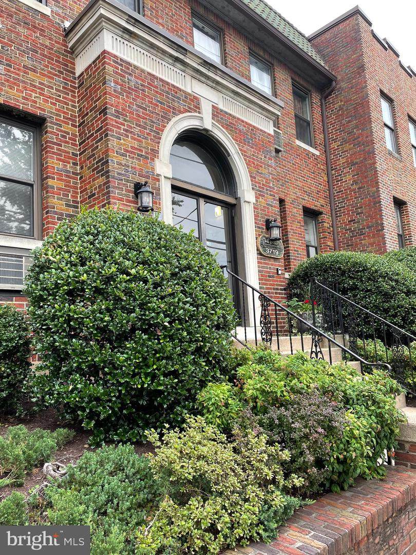 3719 12TH Street - Photo 1