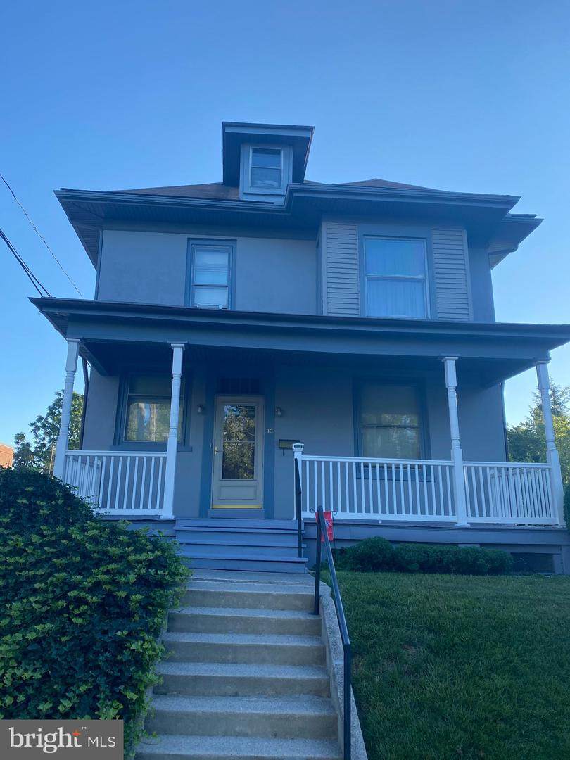 33 Hazel Street - Photo 1