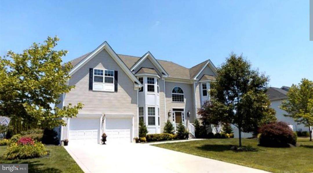 2490 London Lane - Photo 1