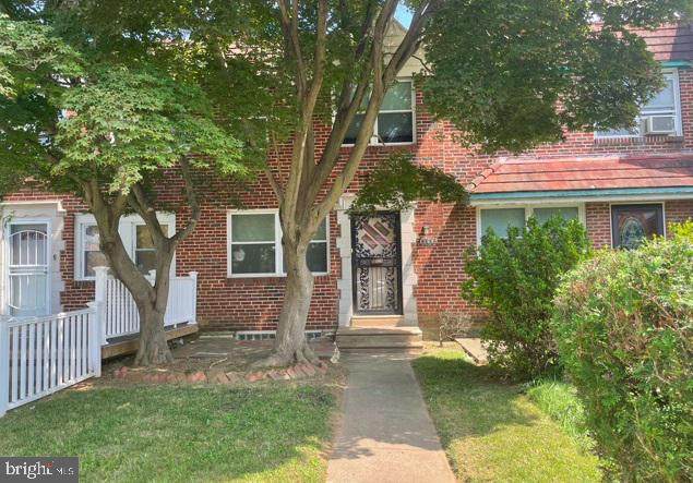 1168 Sharpnack Street - Photo 1
