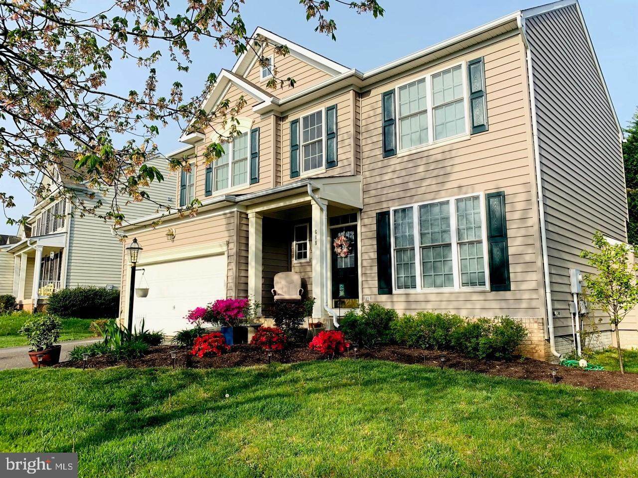 618 Pelhams Reach Drive - Photo 1