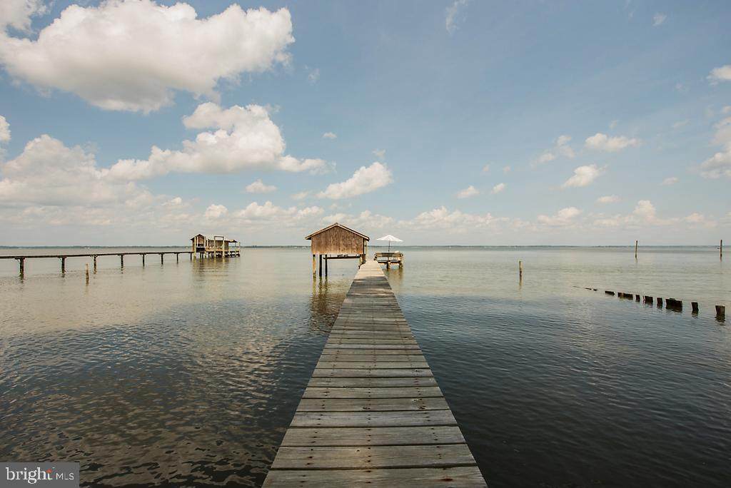 277 Riverside Drive - Photo 1