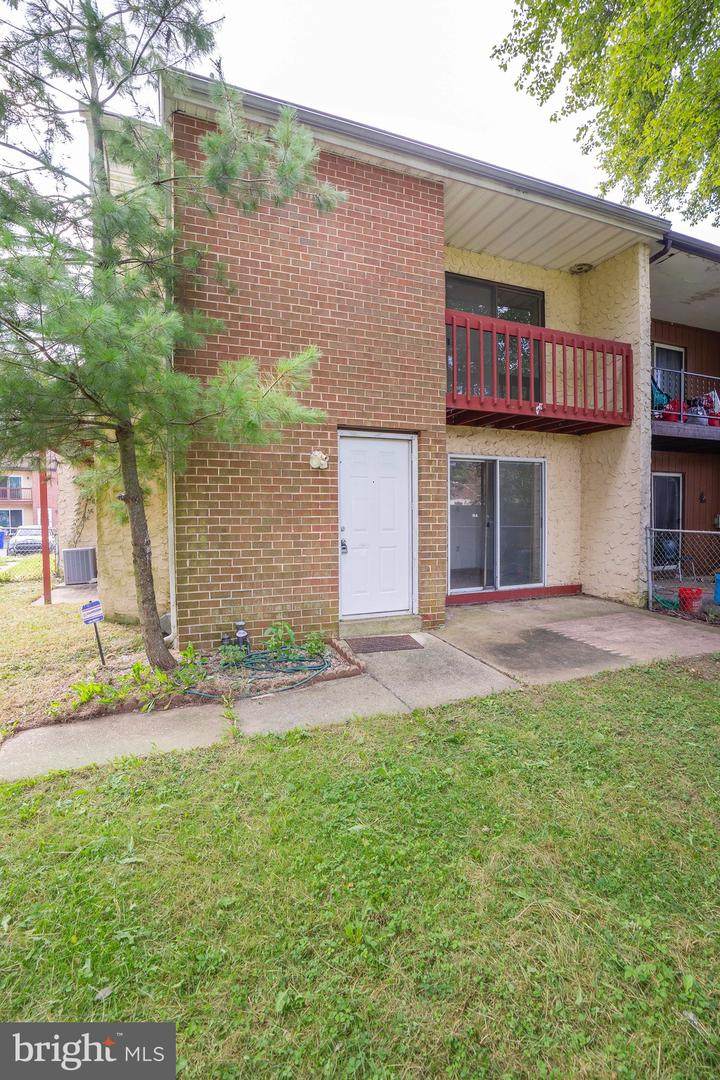2207 Olden Avenue - Photo 1