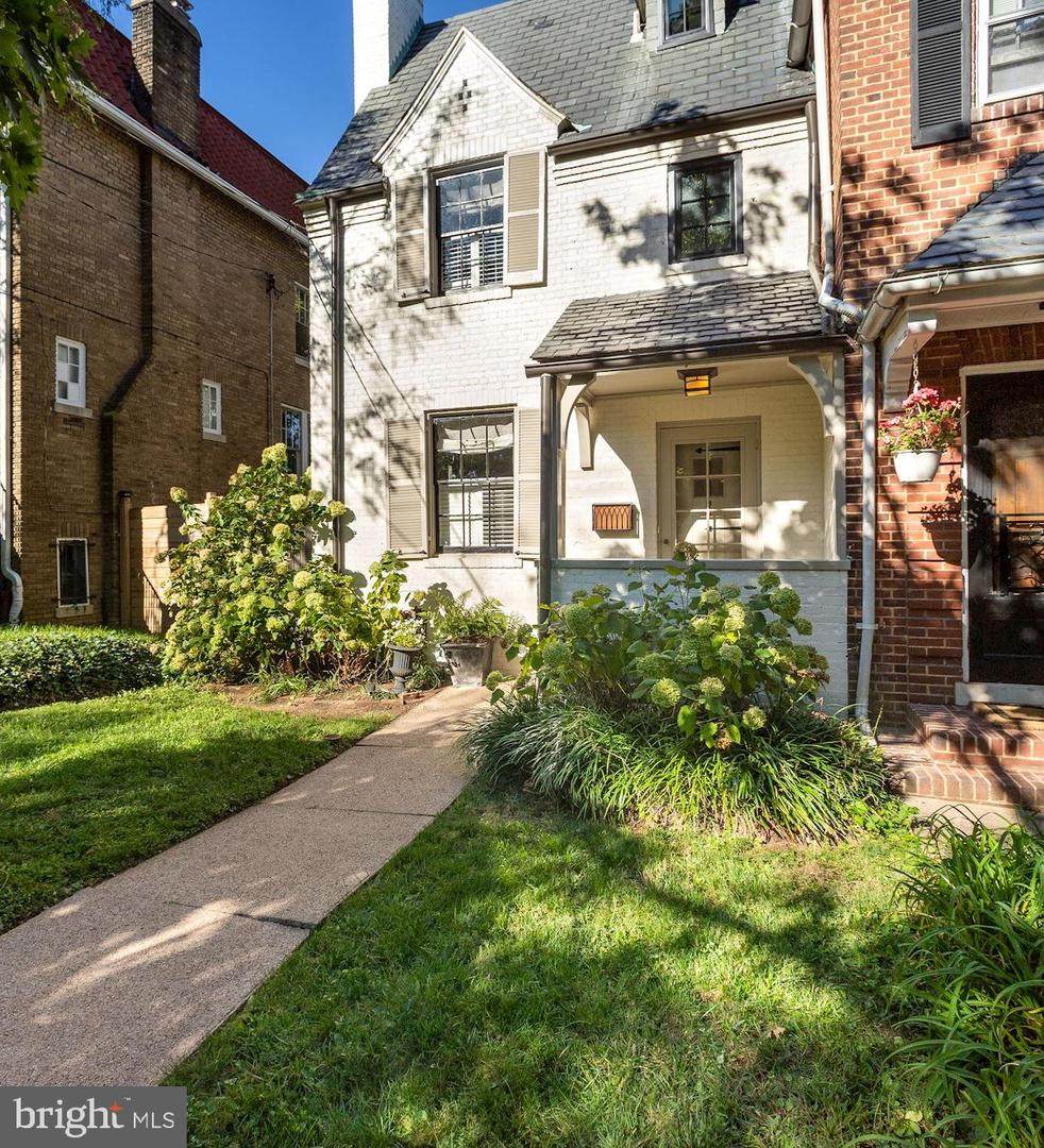 3112 38TH Street - Photo 1