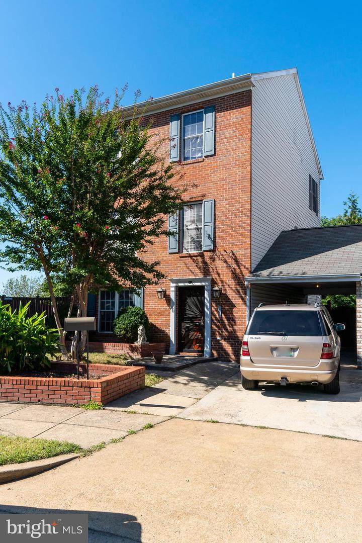 6 Knox Circle - Photo 1