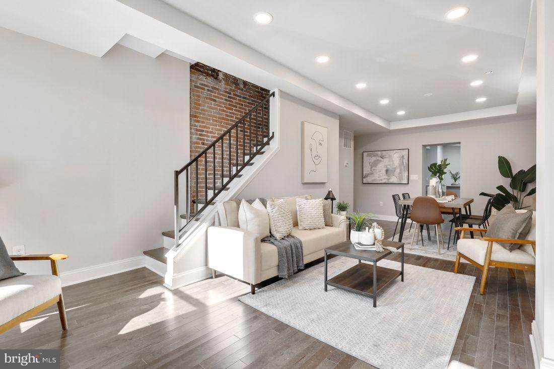 1320 Pratt Street - Photo 1