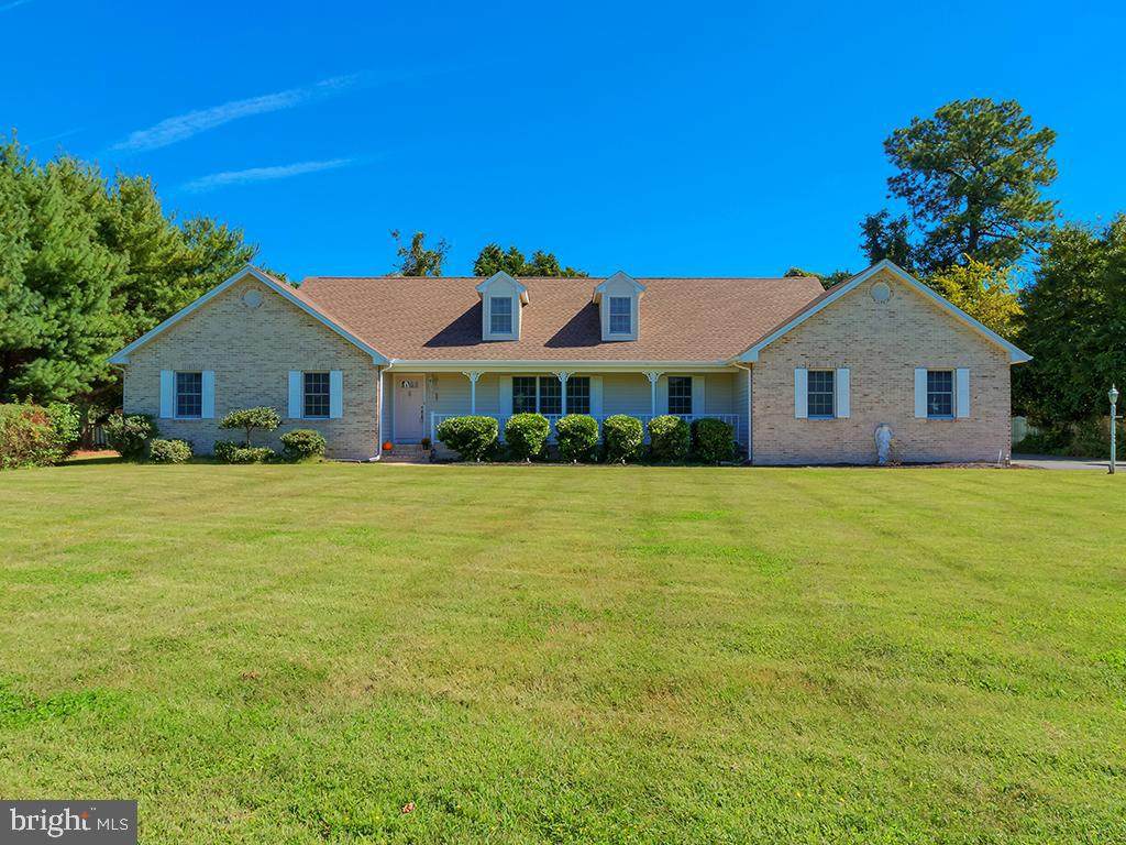 5555 Nithsdale Drive - Photo 1