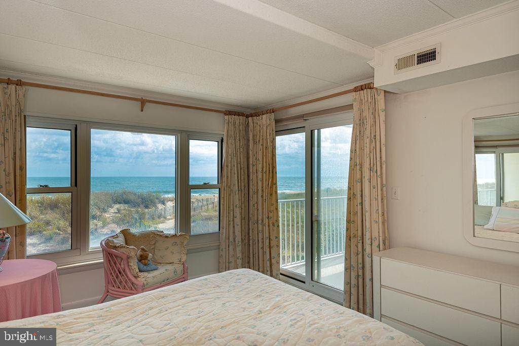 6007 Atlantic Avenue - Photo 1
