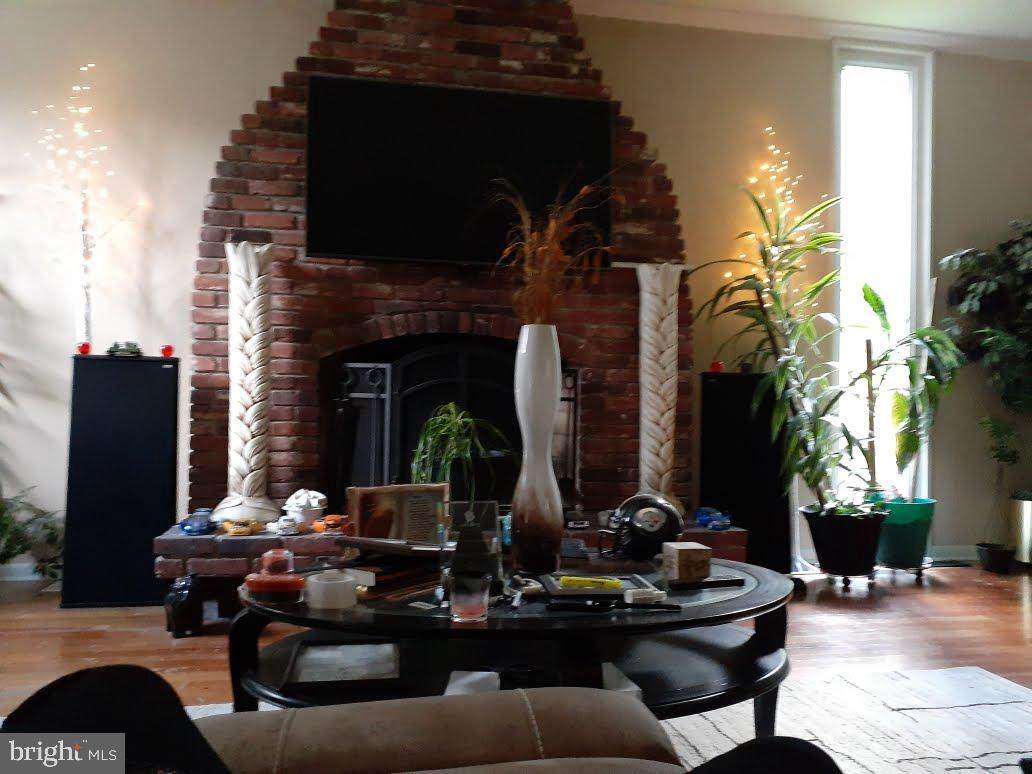 7802 Beechnut Road - Photo 1
